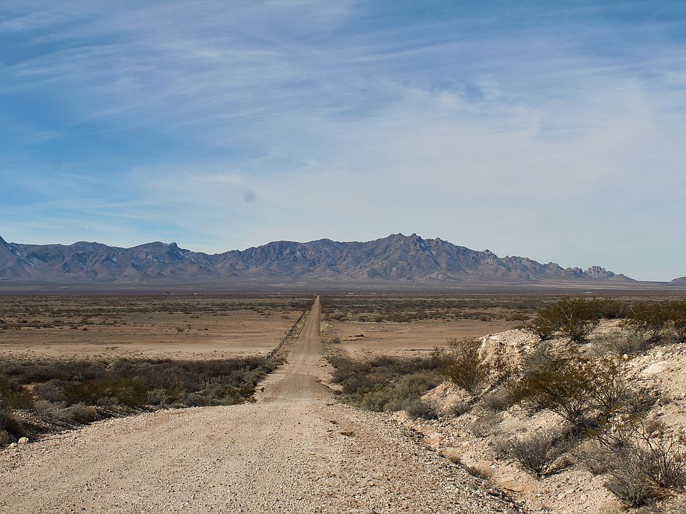 1st image of 0 Camino Seis SE