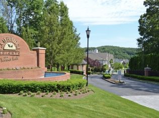 450 Cambridge Dr #450, Butler, NJ 07405