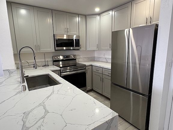 4th image of 3550 Lebon Dr Unit 6414