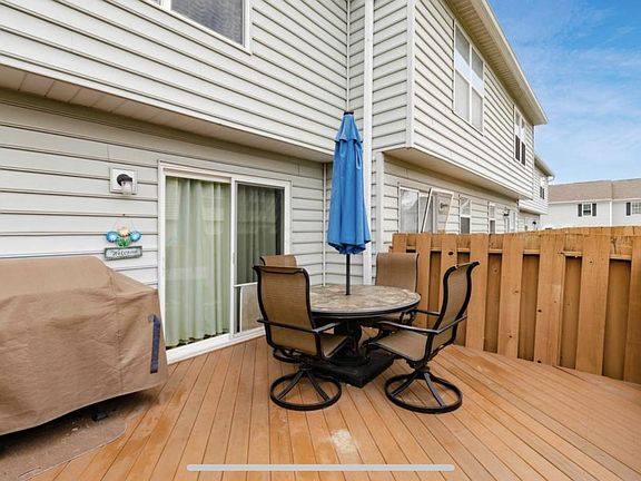 3rd image of 8192 Charlotte Way Ave #15B
