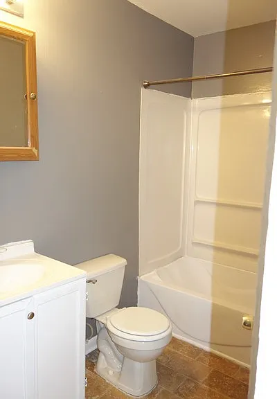 90 Winifred St W — Photo 22