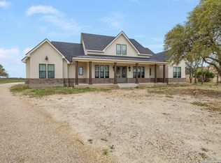 1062 Lariat, Bandera, TX 78003