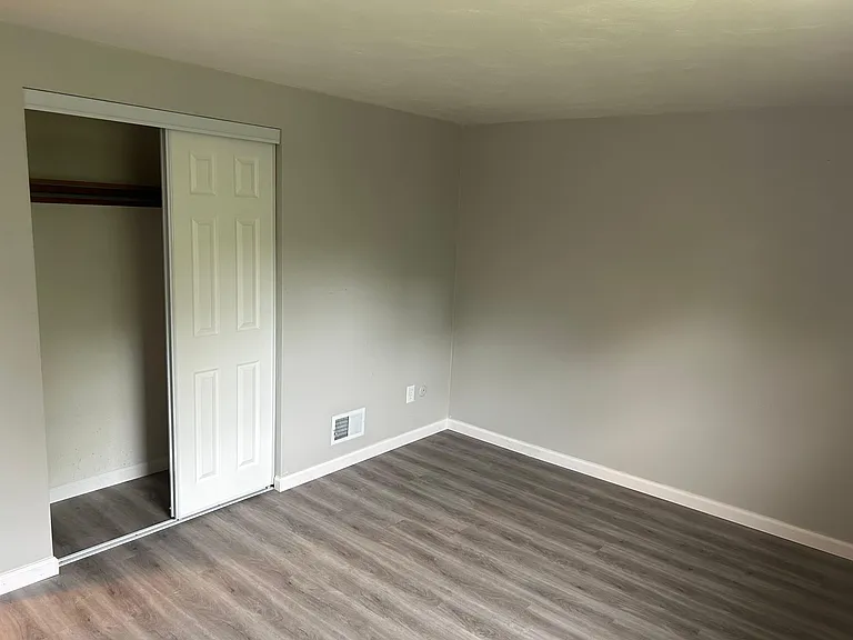 7966 Aber Rd — Photo 10