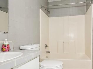 678 Utoy Ct, Jonesboro, GA 30238