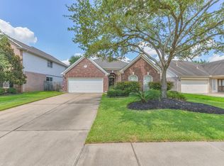 21222 Willow Glade Dr, Katy, TX 77450