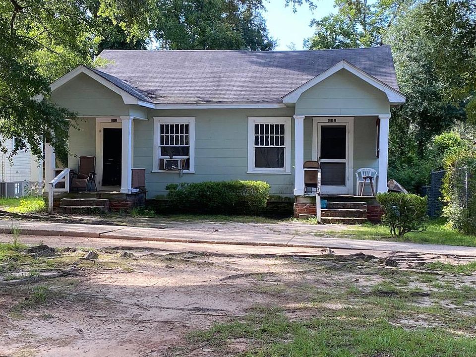 2nd image of 602 W Lincoln Ave