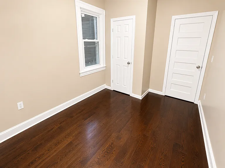 295 S 6th St #1 — Photo 9