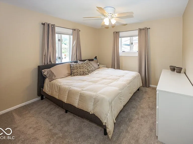 10913 College Place Dr — Photo 11