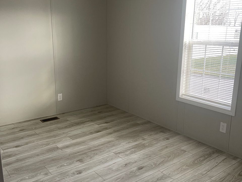 2nd image of 5358 Bart Dr #392