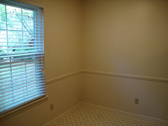 Eat-In area of Kitchen