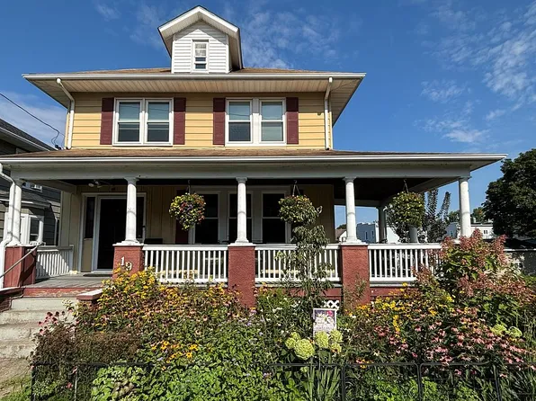 19 S Cedar St, Beacon, NY 12508