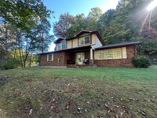 10388 Helen Henderson Hwy, Honaker, VA 24260
