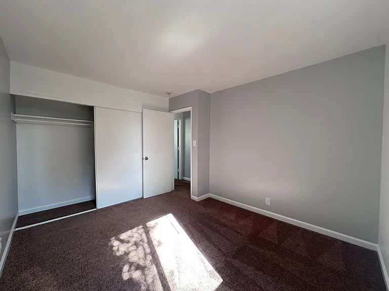 955-959 Joaquin Ave — Photo 4