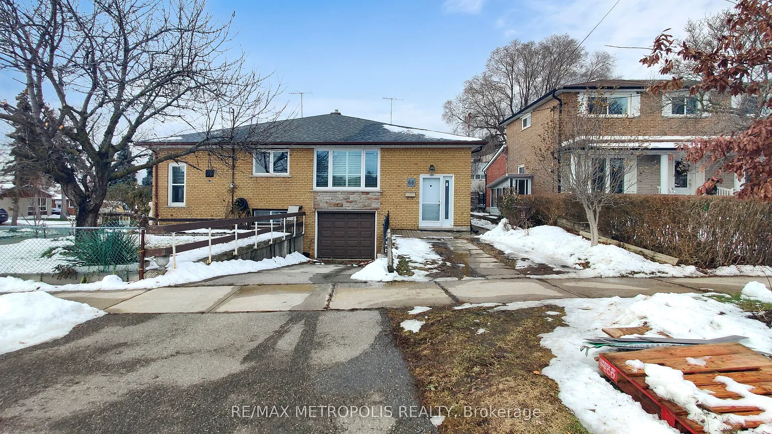 68 Paulvale Cres photo 1