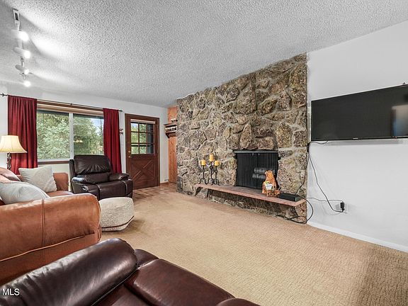 5th image of 518 Hi Country Drive #8-17/18