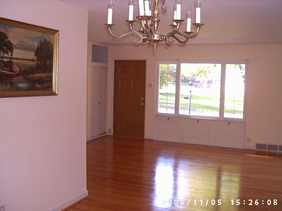 2nd image of 9206 Pinto Dr