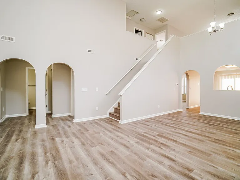 4880 Grimm Dr — Photo 10