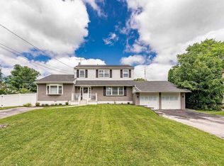 20 Walnut St, Newtown Square, PA 19073