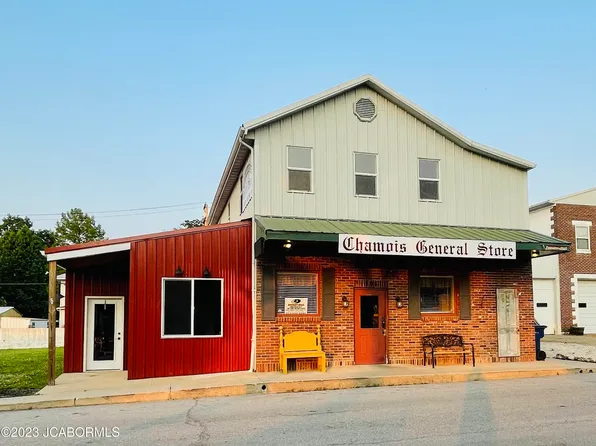 106 S Main St #2, Chamois, MO 65024