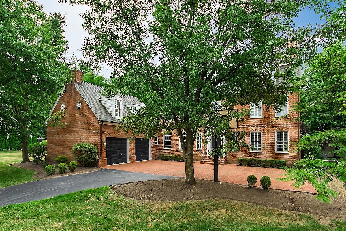 *。+Sola。* 4561 Wallace Rd, Oxford, OH 45056 | Zillow