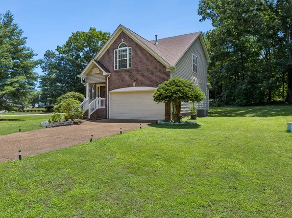 1001 Brookside Woods Blvd, Hermitage, TN 37076