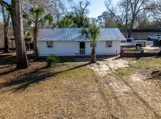 425 Clyde Ln, Tifton, GA 31794