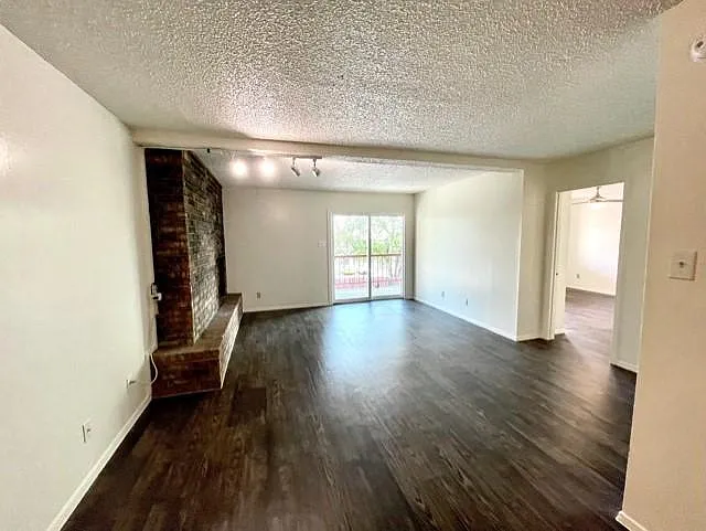 1226 N Lbj Dr #3 — Photo 4