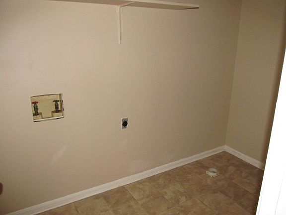 5th image of 103 S Beech St APT 4