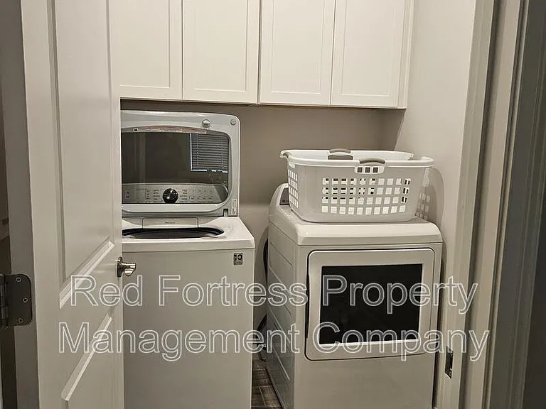 6517 Good Life St — Photo 8