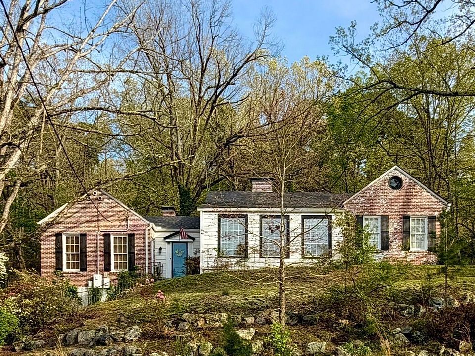 1st image of 416 Ramble St
