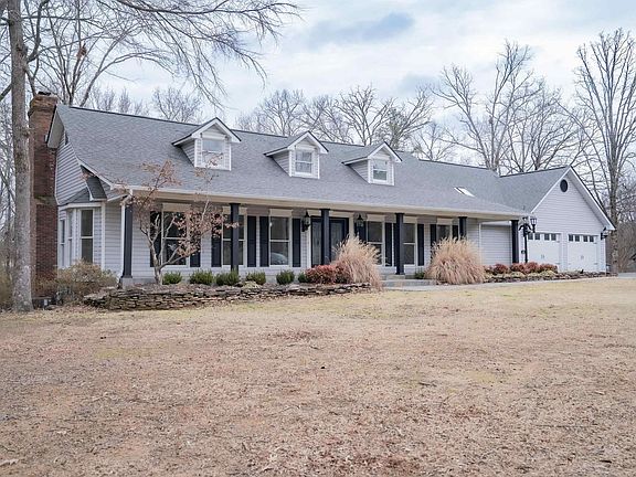 2nd image of 12 Hill Creek Cir