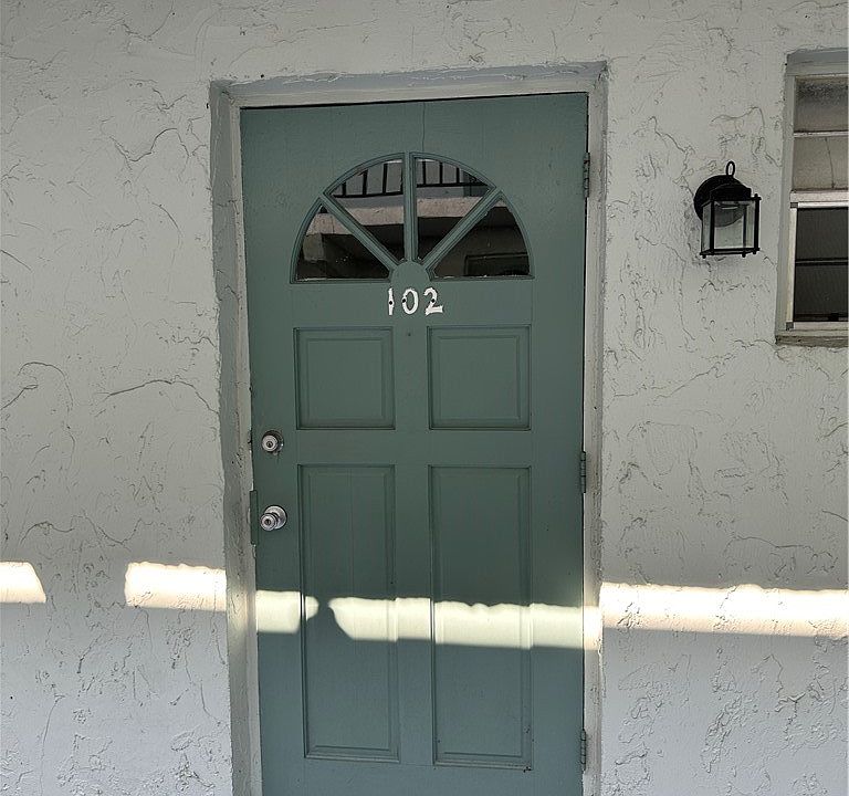 1st image of 102 Golf Villas Ct NW