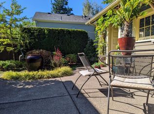 837 SE Bidwell St #B, Portland, OR 97202