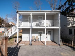 17 English Ln #1, Dobbs Ferry, NY 10522