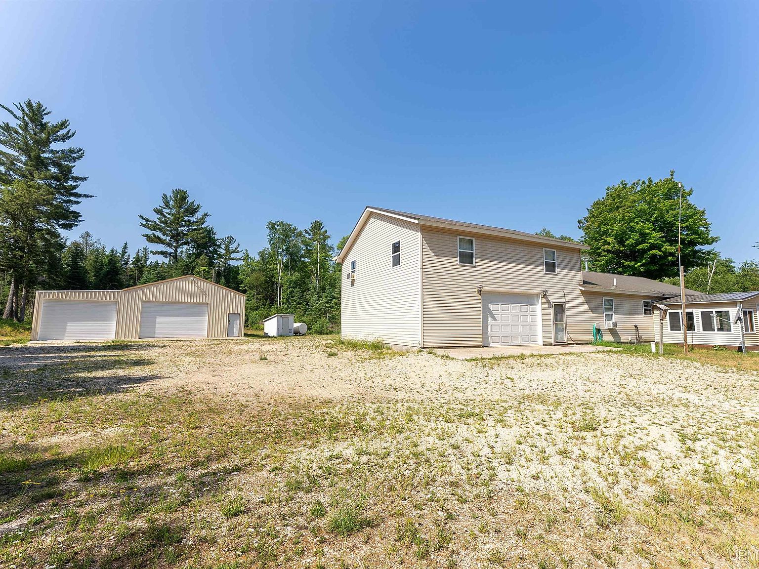 5171 N River Rd, Gulliver, MI 49840 Zillow
