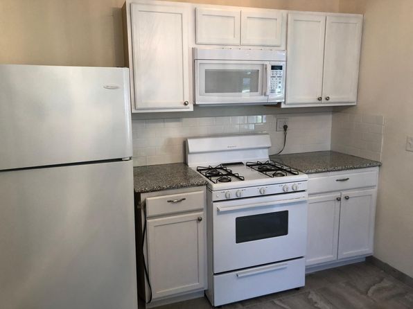 508 Desmond St #1