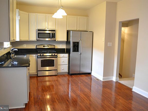2nd image of 16732 Sweeney Ln