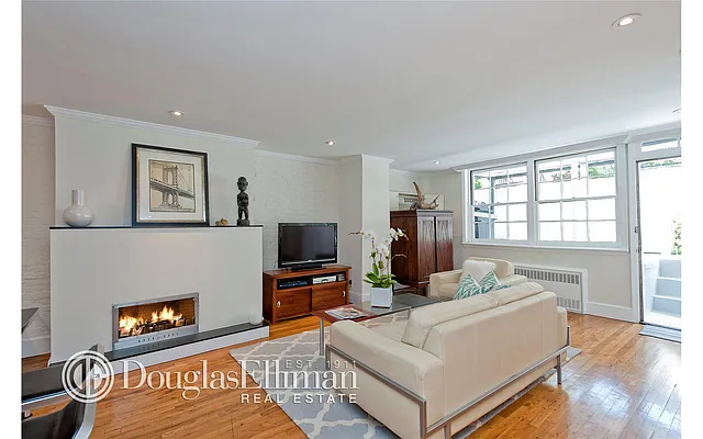 Sold by Douglas Elliman | media 17