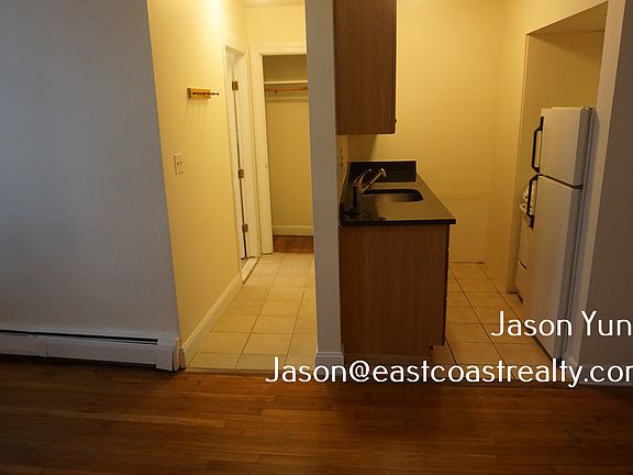 4th image of 56 Brighton Ave APT 28
