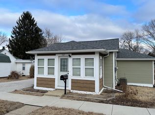 505 N Jones St, Eureka, IL