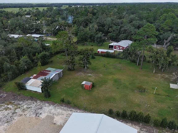 4th image of 15629 Sea Grass Dr
