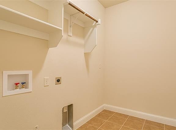 5th image of 3022 Paisley Dr