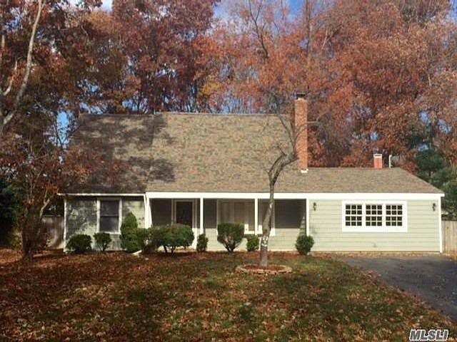 1st image of 39 Shelbourne Ln