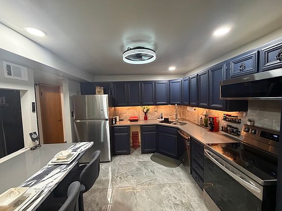 5th image of 1424 Woodbridge Rd APT 2A
