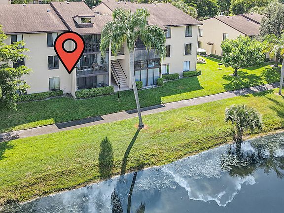 2nd image of 616 Sea Pine Way #G 1