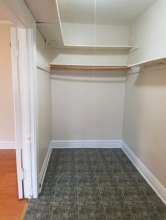3rd image of 1333 W Birchwood Ave #1
