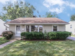 976 S Wolf Rd, Des Plaines, IL 60016