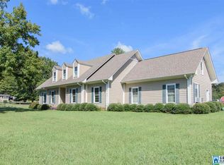 6010 Bluebird Ln, Leeds, AL 35094