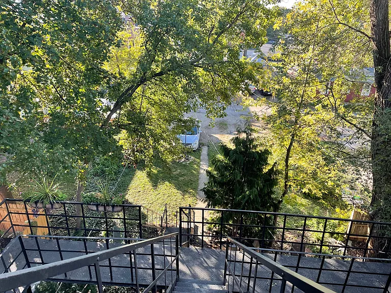 123 W 1st Ave #C — Photo 14