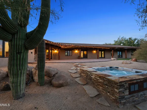 38275 S BLUE TANK Trail, Wickenburg, AZ 85390